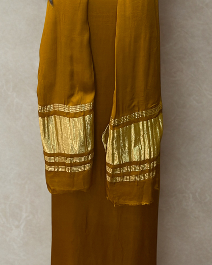 Vyān - Modal Unstitched Suit Set with Lagdi Patta Stole