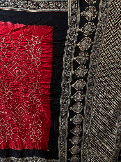 Miraaj – Bandhani Ajrakh Gaji Silk Saree