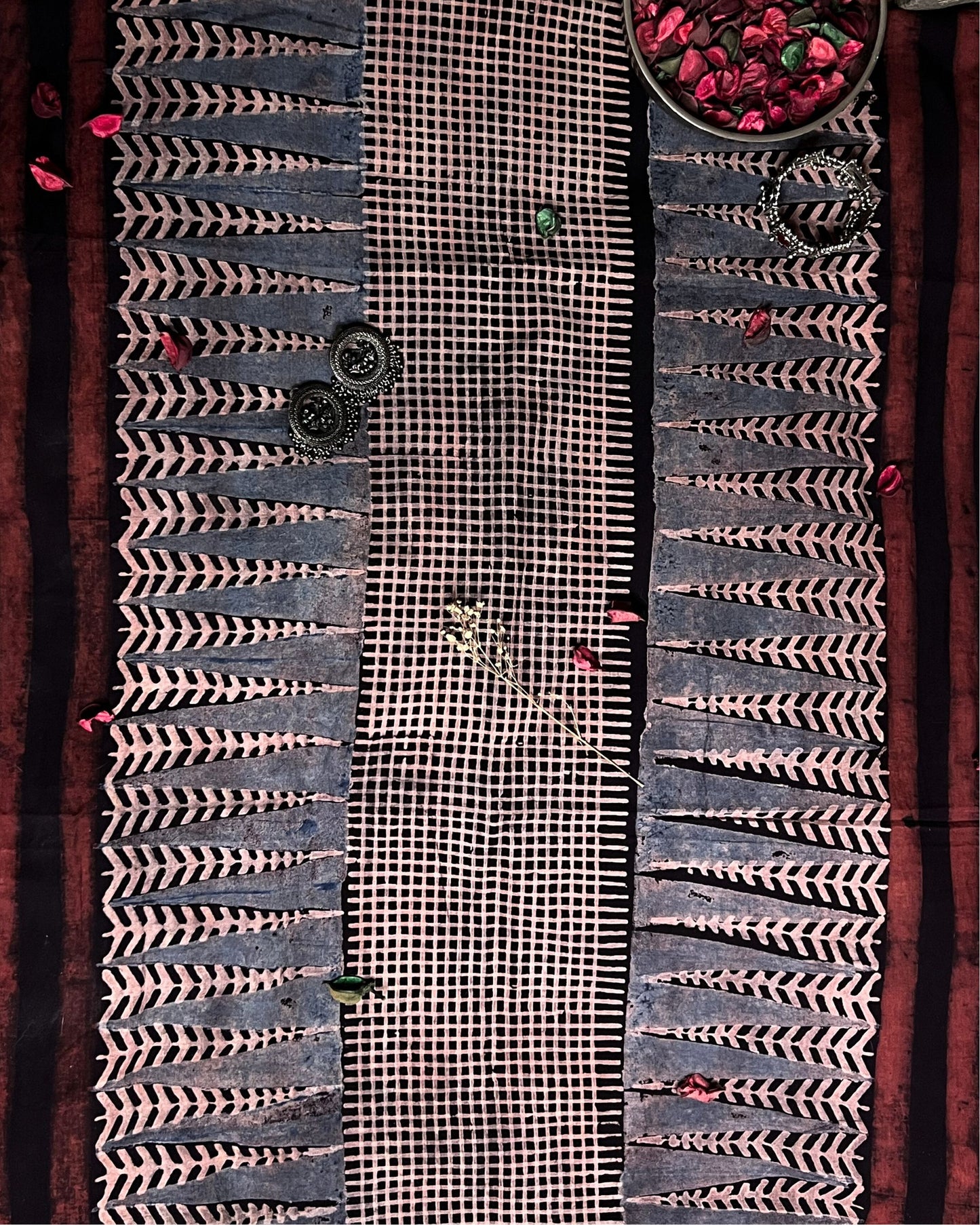 Kutch Archive - Cotton Ajrakh Kurti Fabric