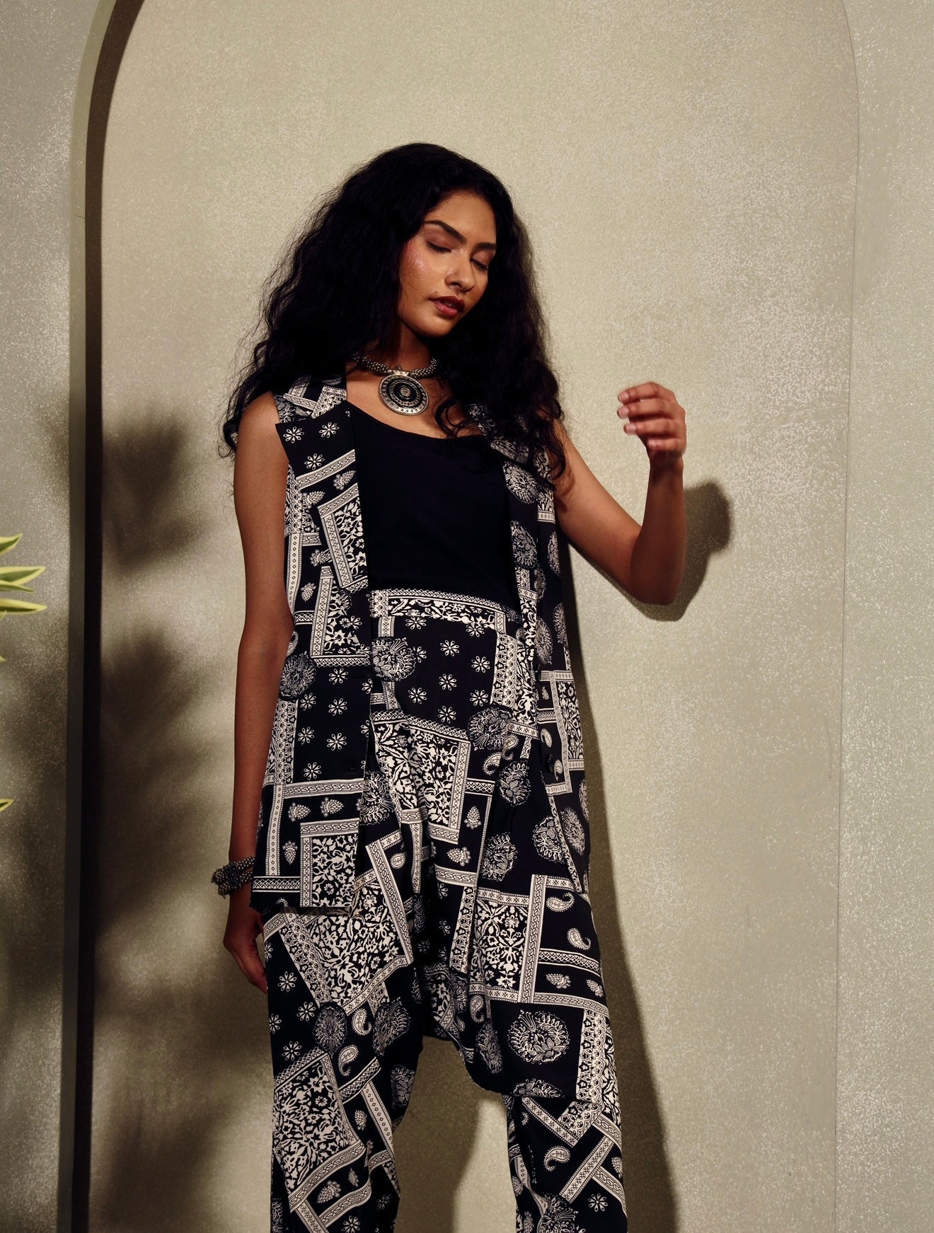 Moon Marked - Printed Waist Coat Set