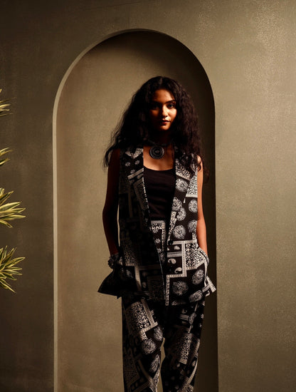 Moon Marked - Printed Waist Coat Set